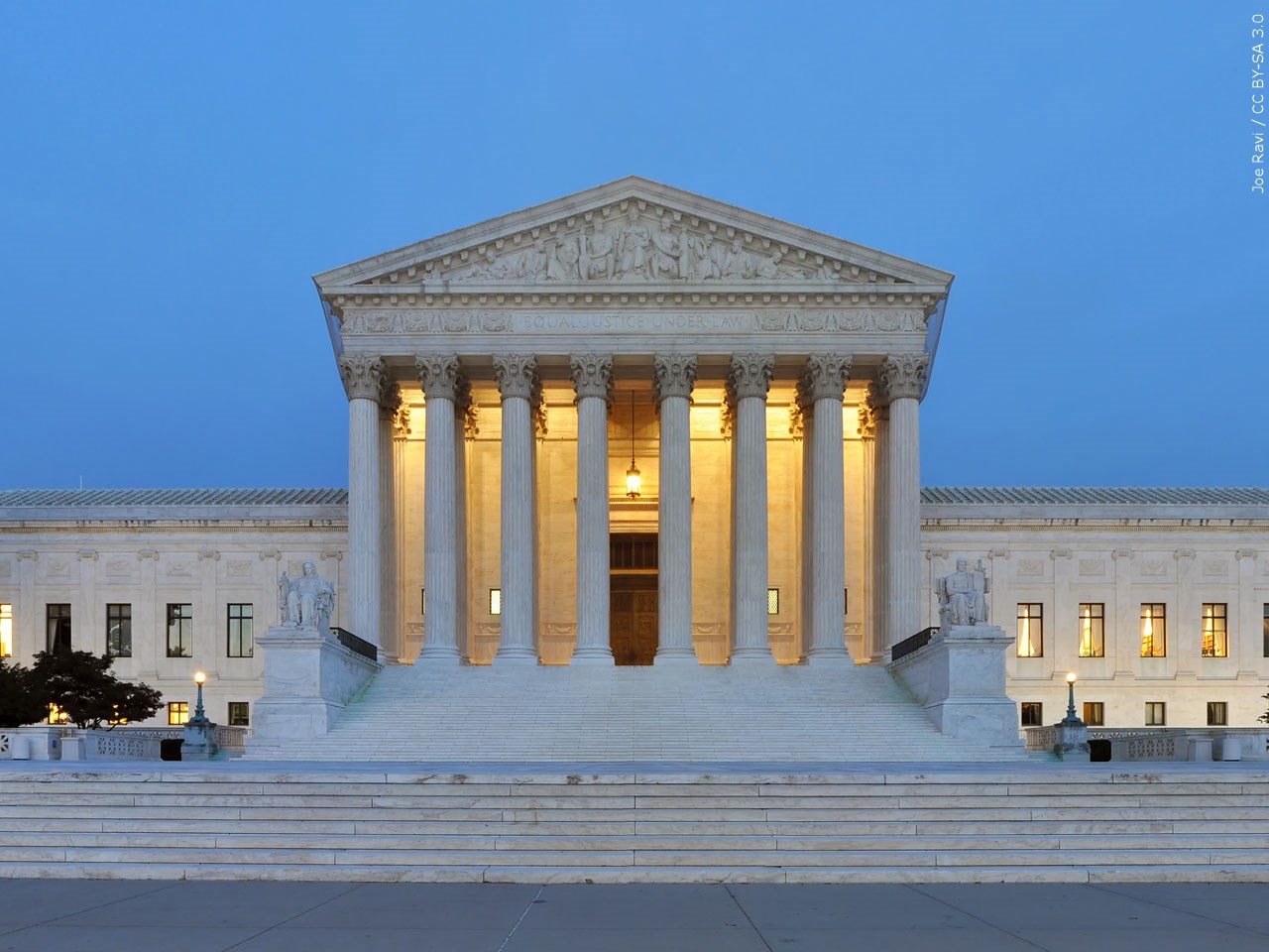 Should the Supreme Court overturn Roe v. Wade?