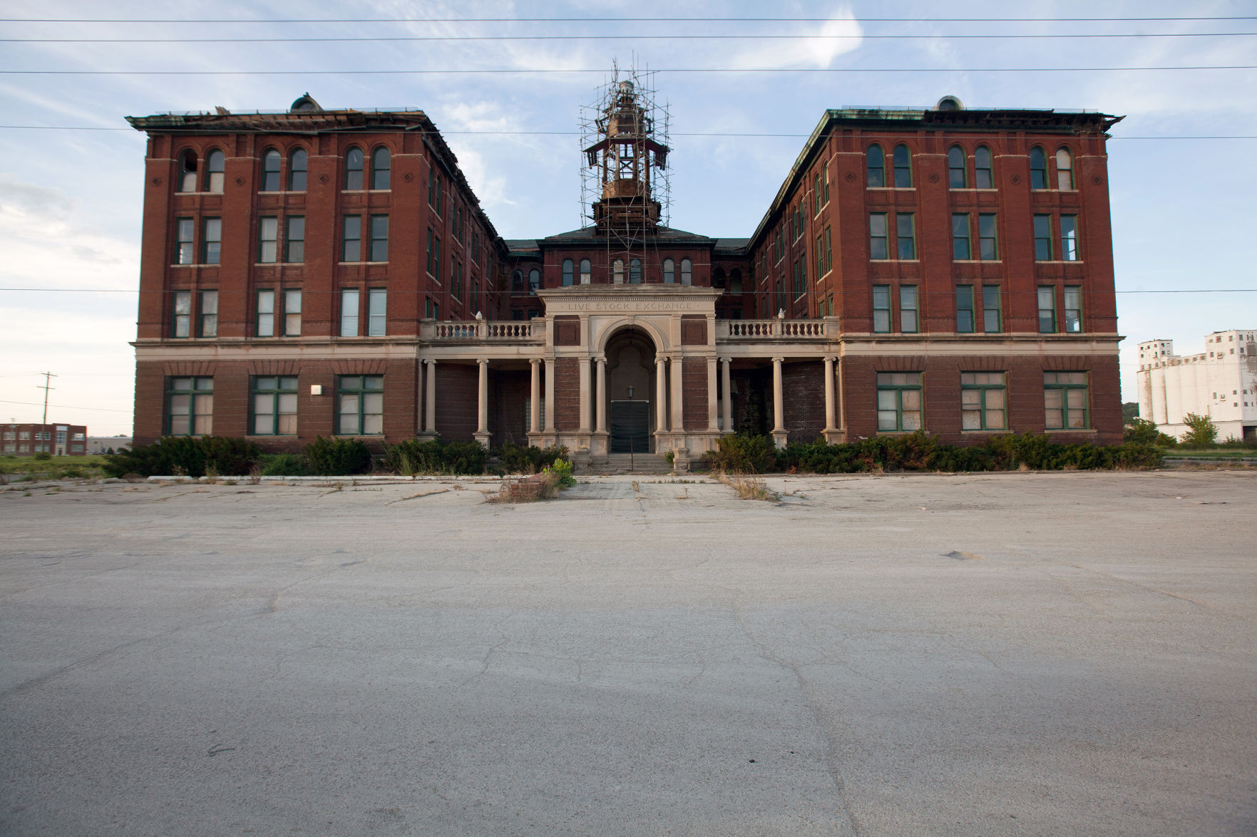 Do you think the city should do more to save the Livestock Exchange Building?