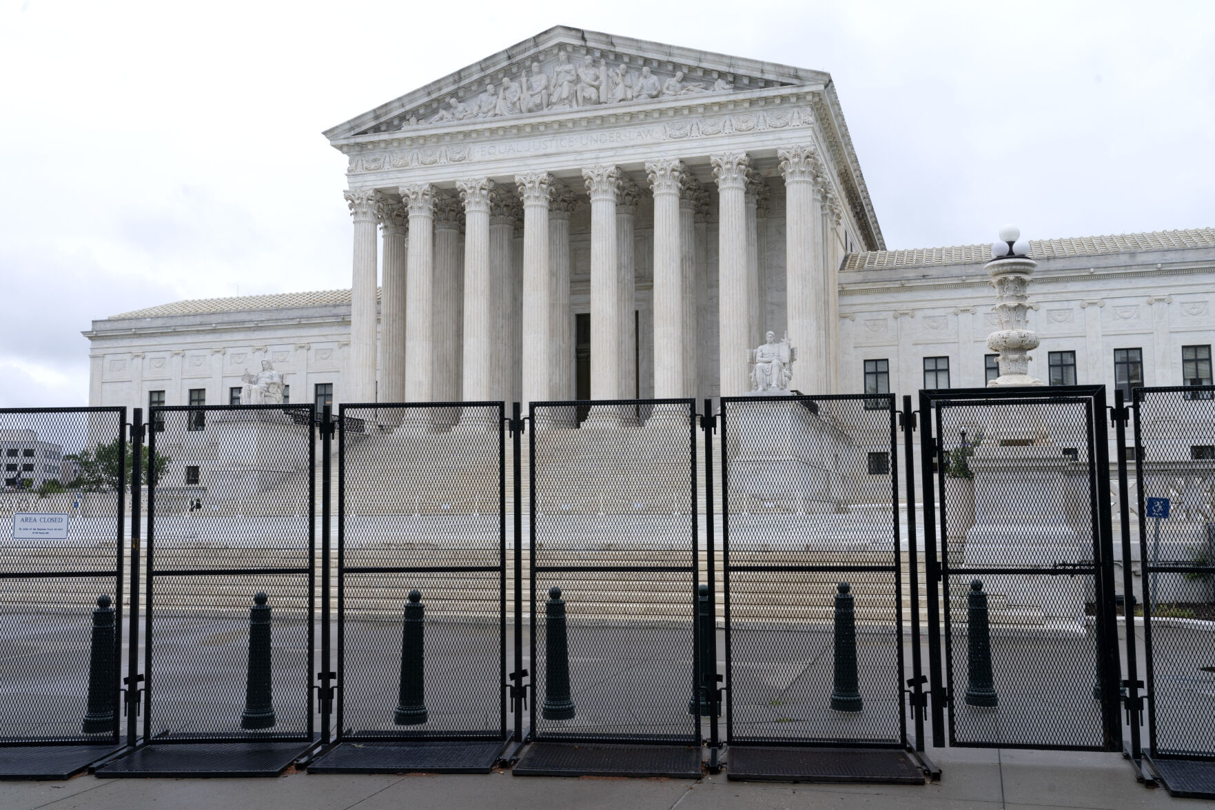 Do you have confidence in the Supreme Court?