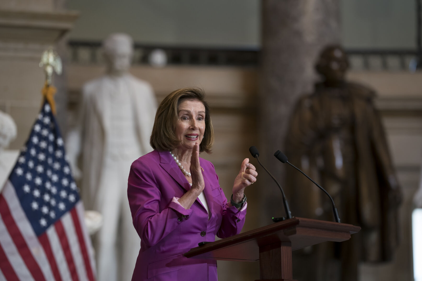 Should Nancy Pelosi go to Taiwan?