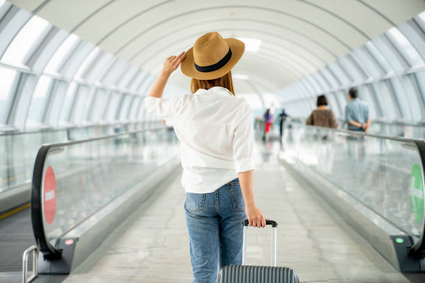 Will you be traveling this Thanksgiving, or staying home? 