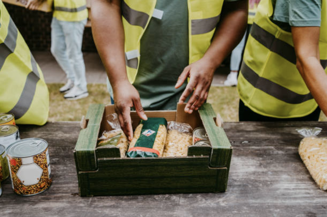 Are you making time to volunteer this season? 