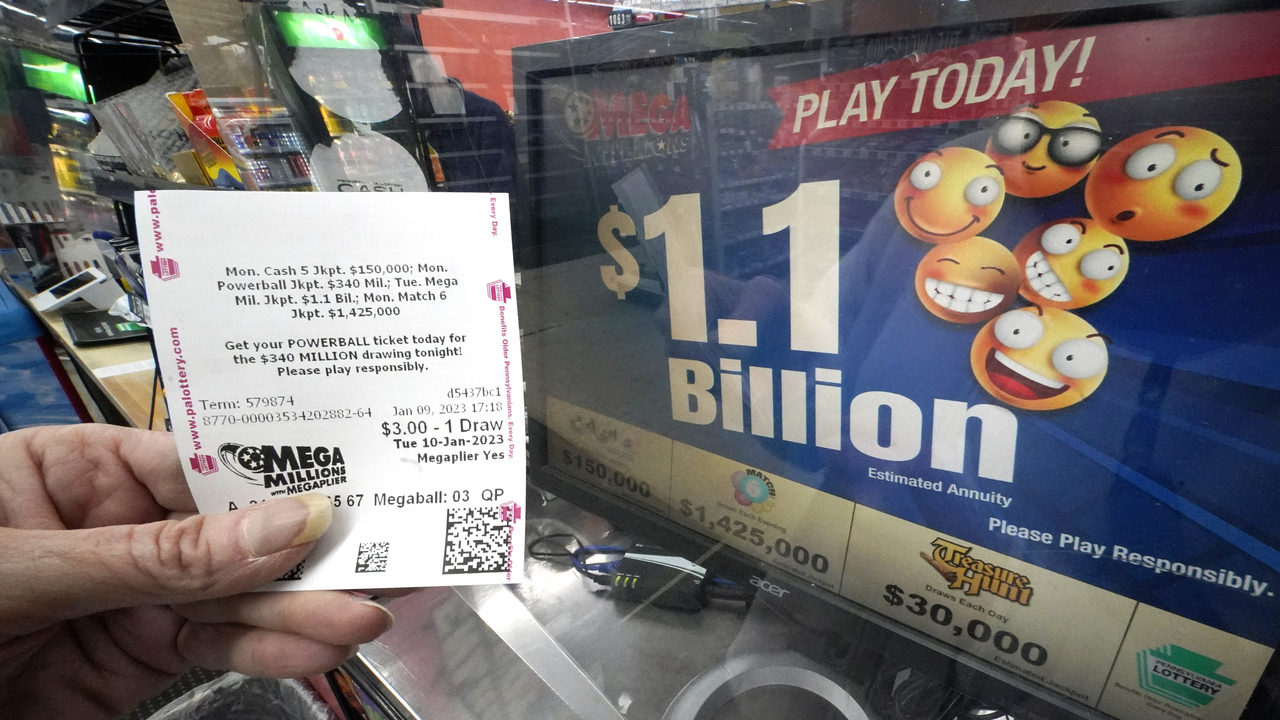 If you won the $1.3B Mega Millions jackpot, would you take the lump sum or payments? 