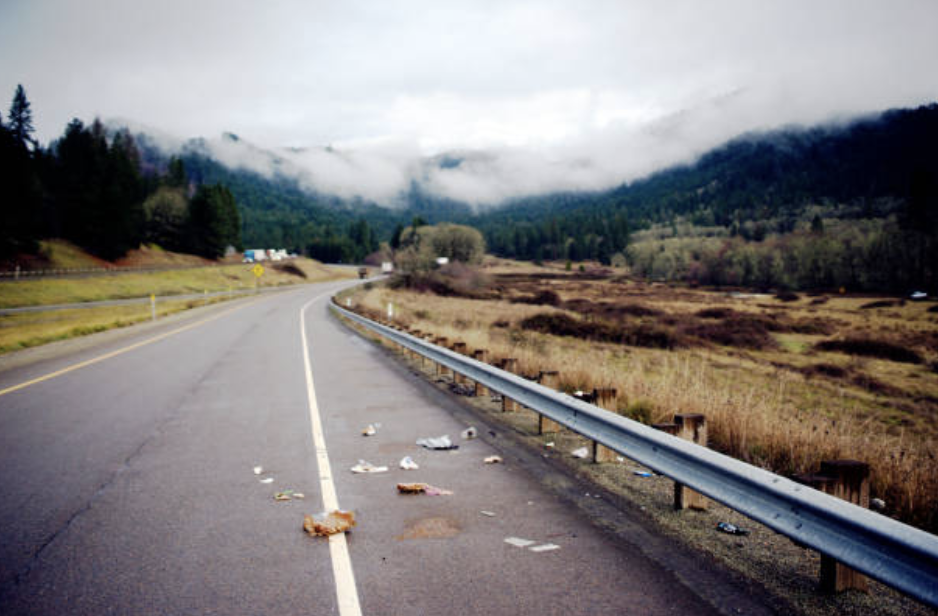 Have you noticed trash along the Bend Parkway? 
