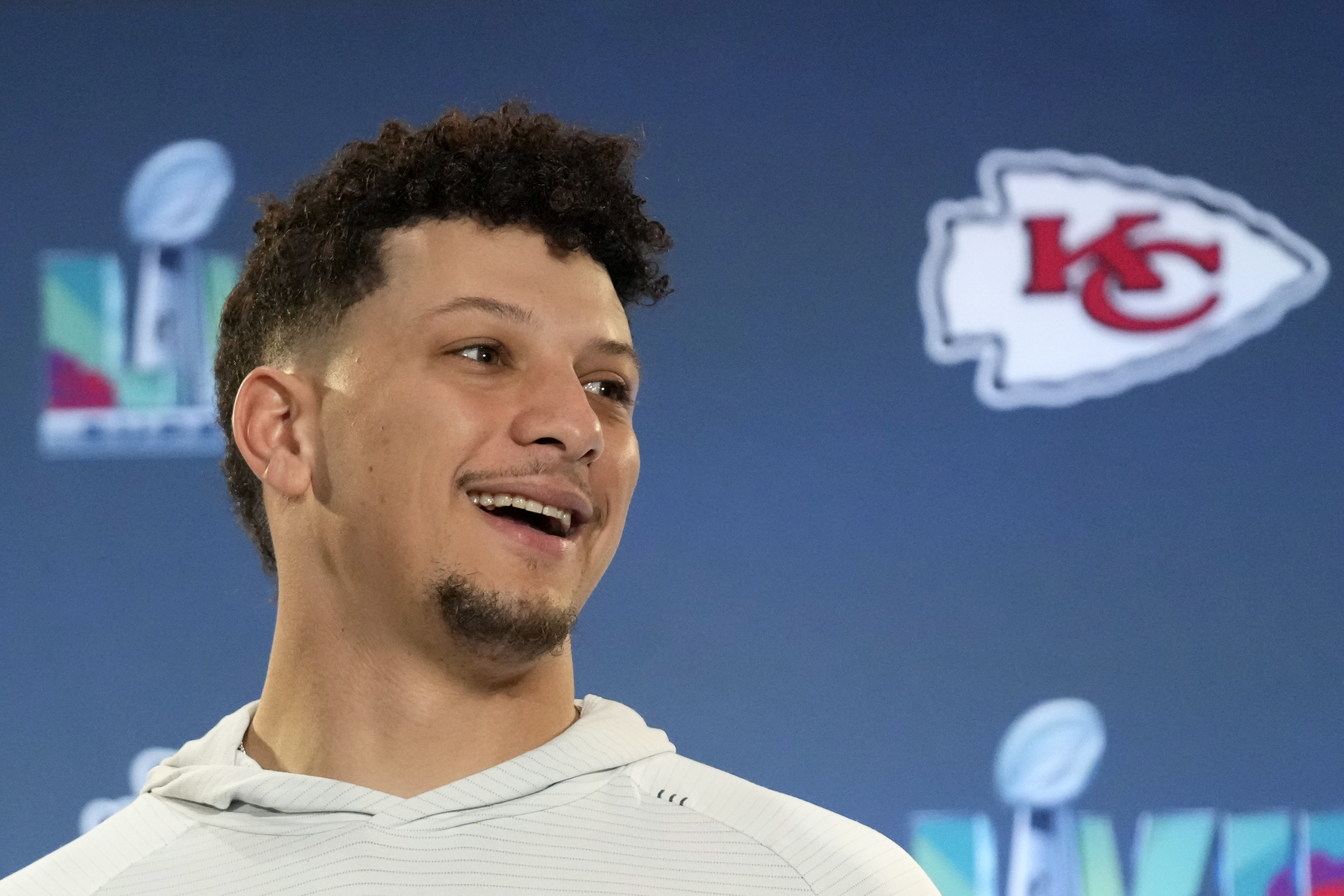 If Patrick Mahomes retired today, do you think he would be a first ballot hall of famer? 