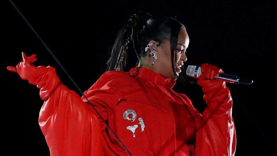 Avez-vous aimé la prestation de Rihanna au Super Bowl?