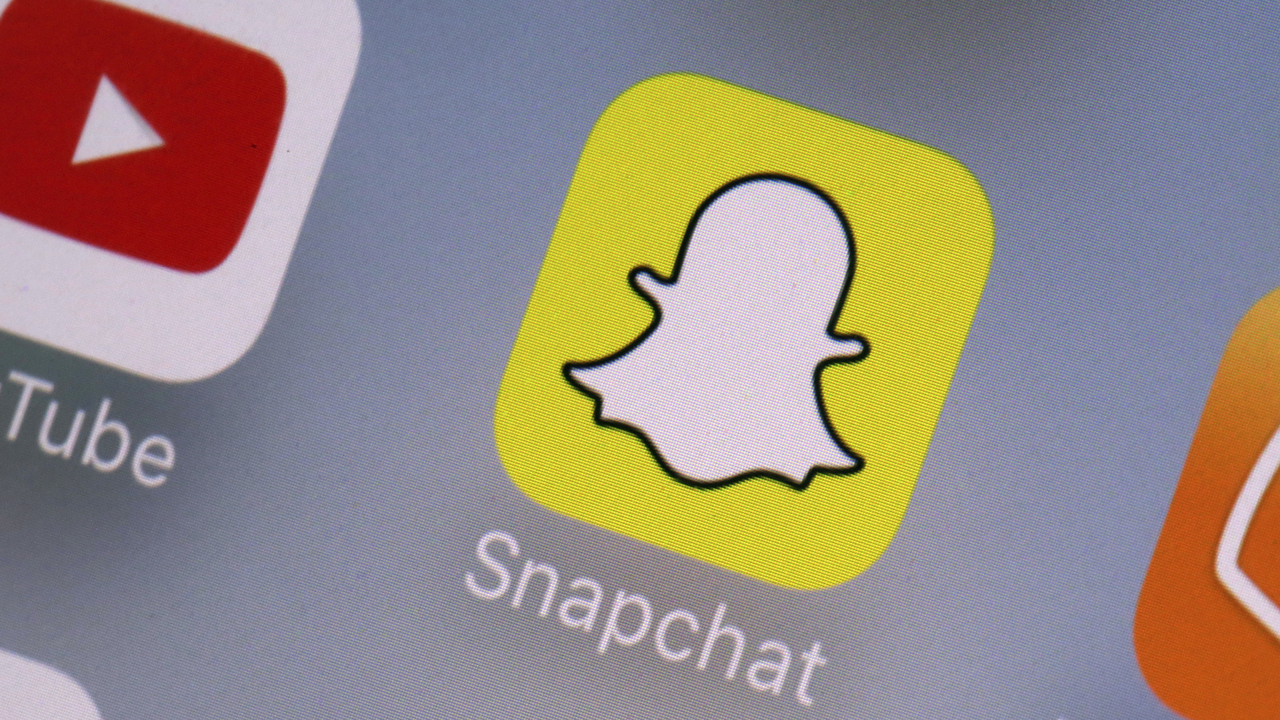 Should Snapchat be held legally accountable for illicit drug sales on its site? 