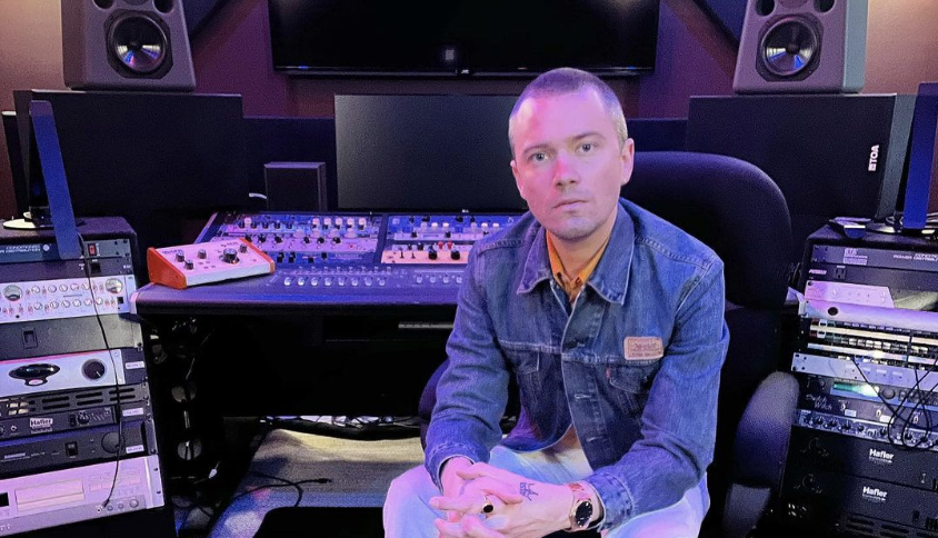 New Ex Boyfriend is expecting their album out early next year. Will you be pre-ordering?