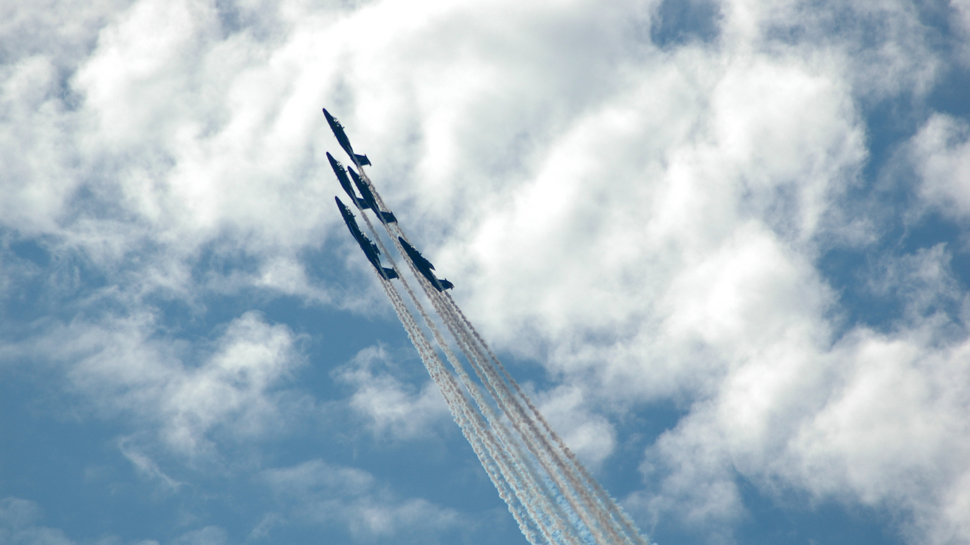 Will you be going to your local airshow this weekend?