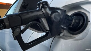 Should CA legislators pass a bill to penalize oil companies for price gouging at the pump?
