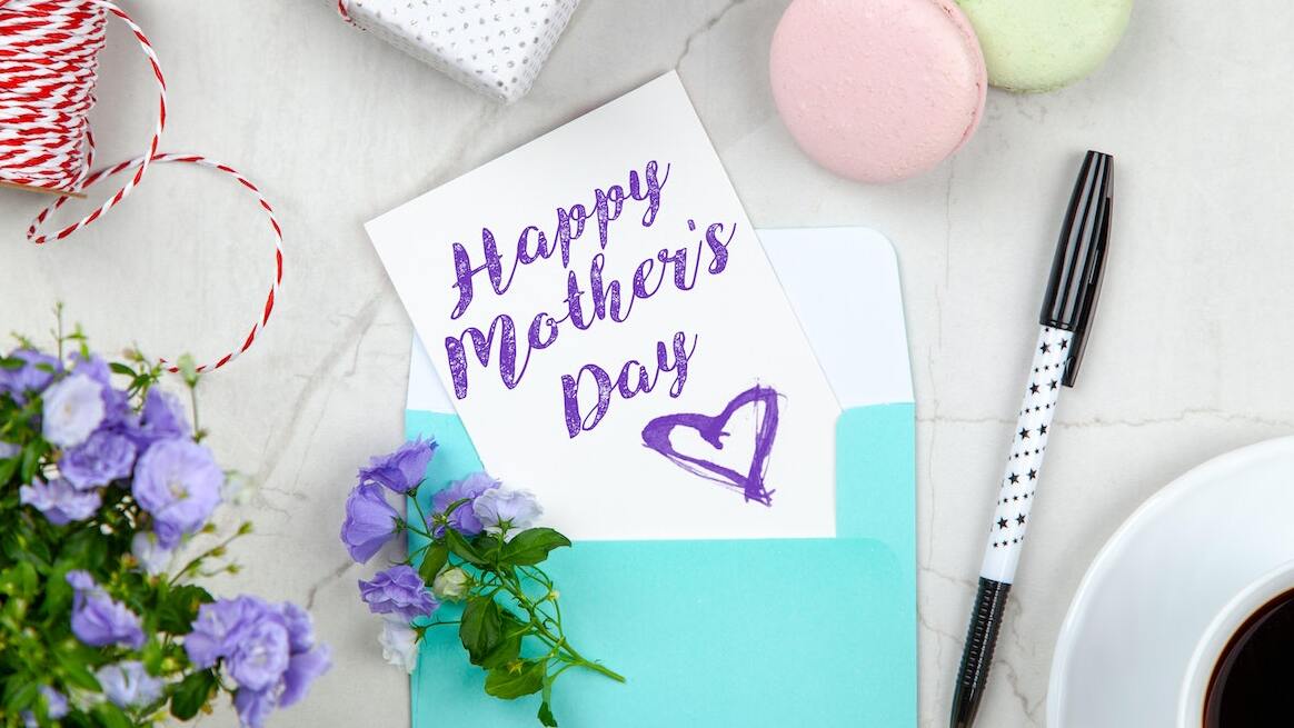 Who should be sent a Mother’s Day card?