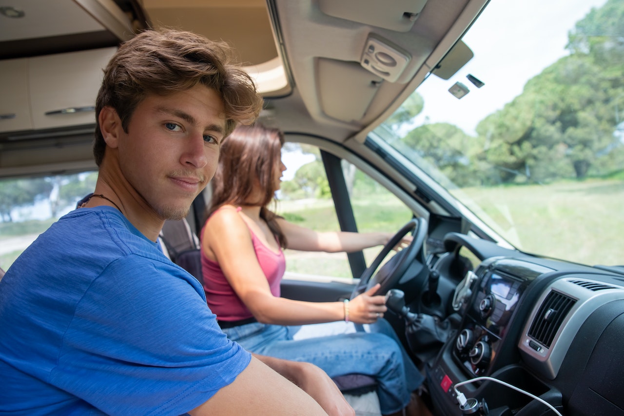 Do you and your partner/spouse share the driving?