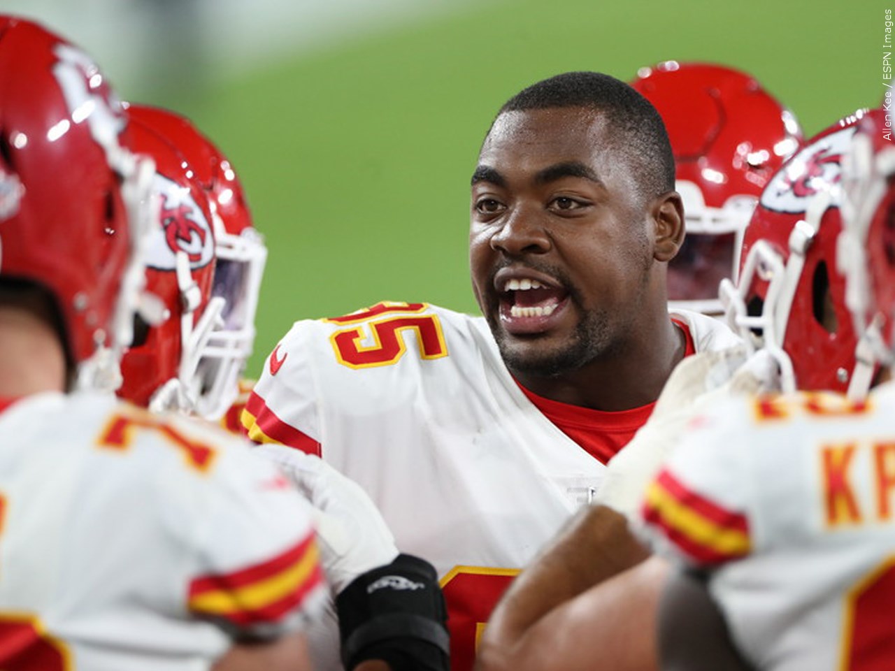 Will signing Chris Jones make a difference in the Chiefs' season?