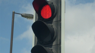 Do you think speeding cameras will reduce red light violations?