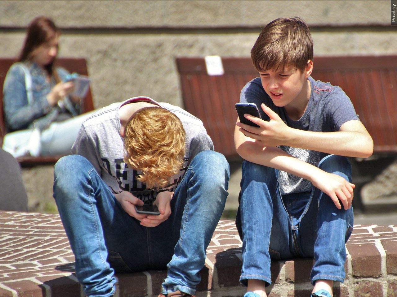 Should Columbia Public Schools tighten its cellphone policies?