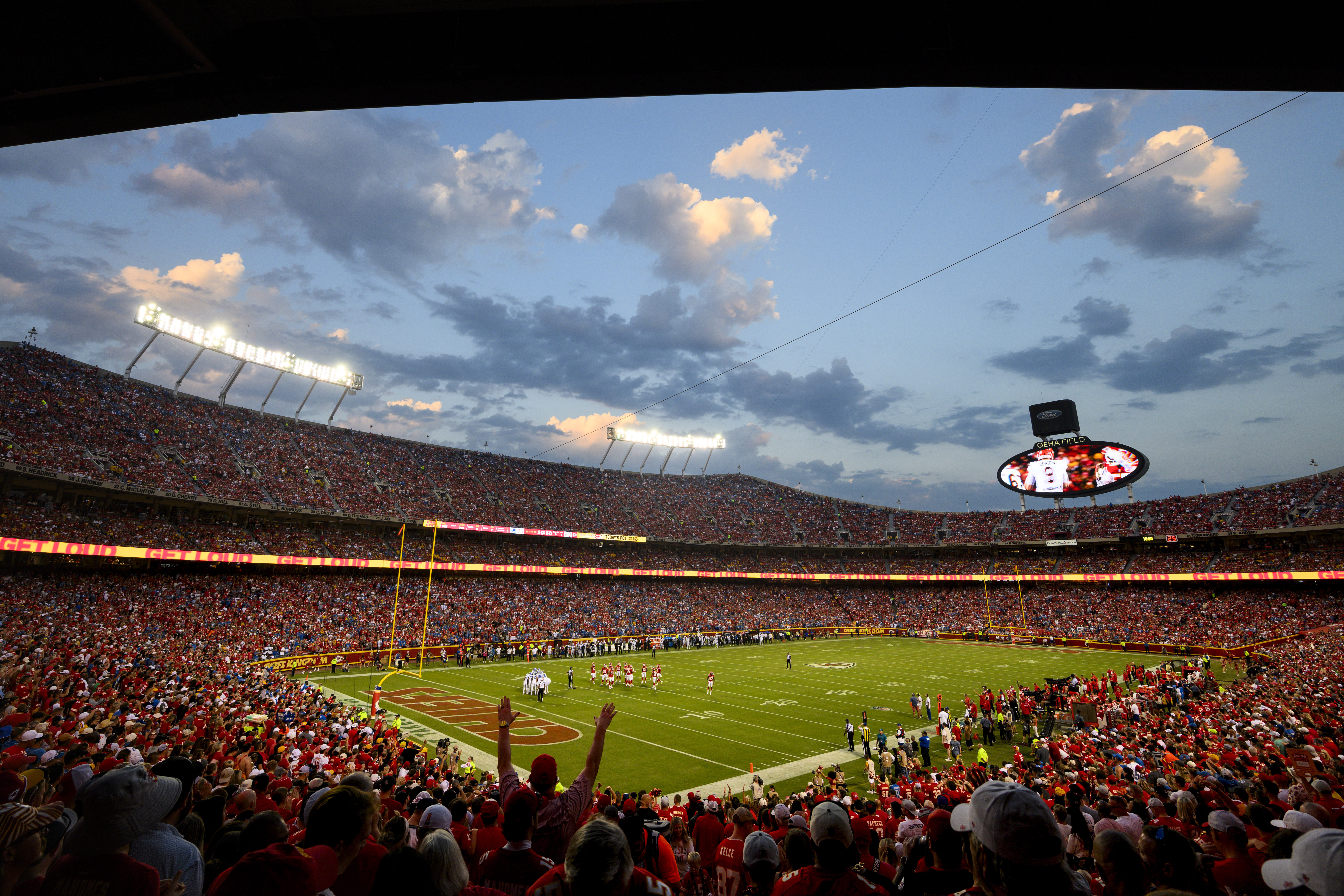 Should the Chiefs move to Kansas?