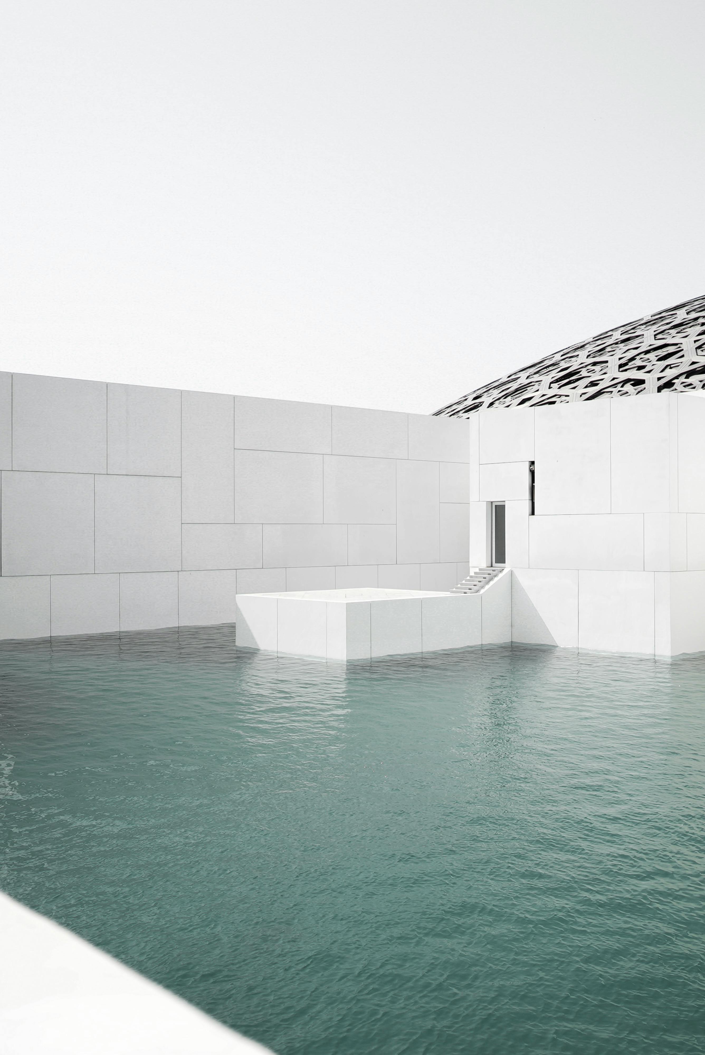 If you could visit only one landmark in Abu Dhabi, which would it be?