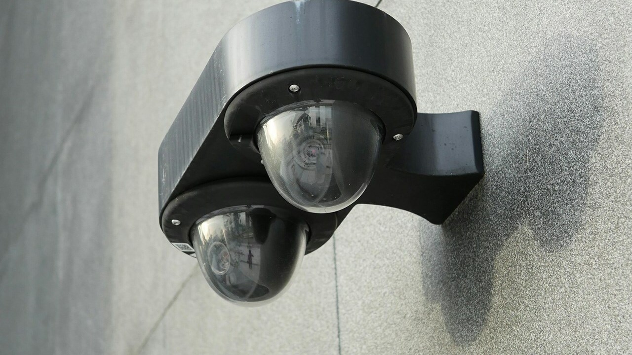 Should the Columbia City Council buy a license plate reading camera system for the police?