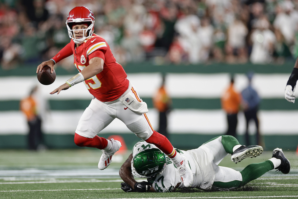Will Patrick Mahomes miss playing time because of his ankle injury?