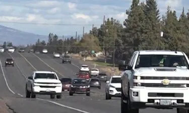 Do you think a median concrete barrier should be added to Highway 97 near Terrebonne?