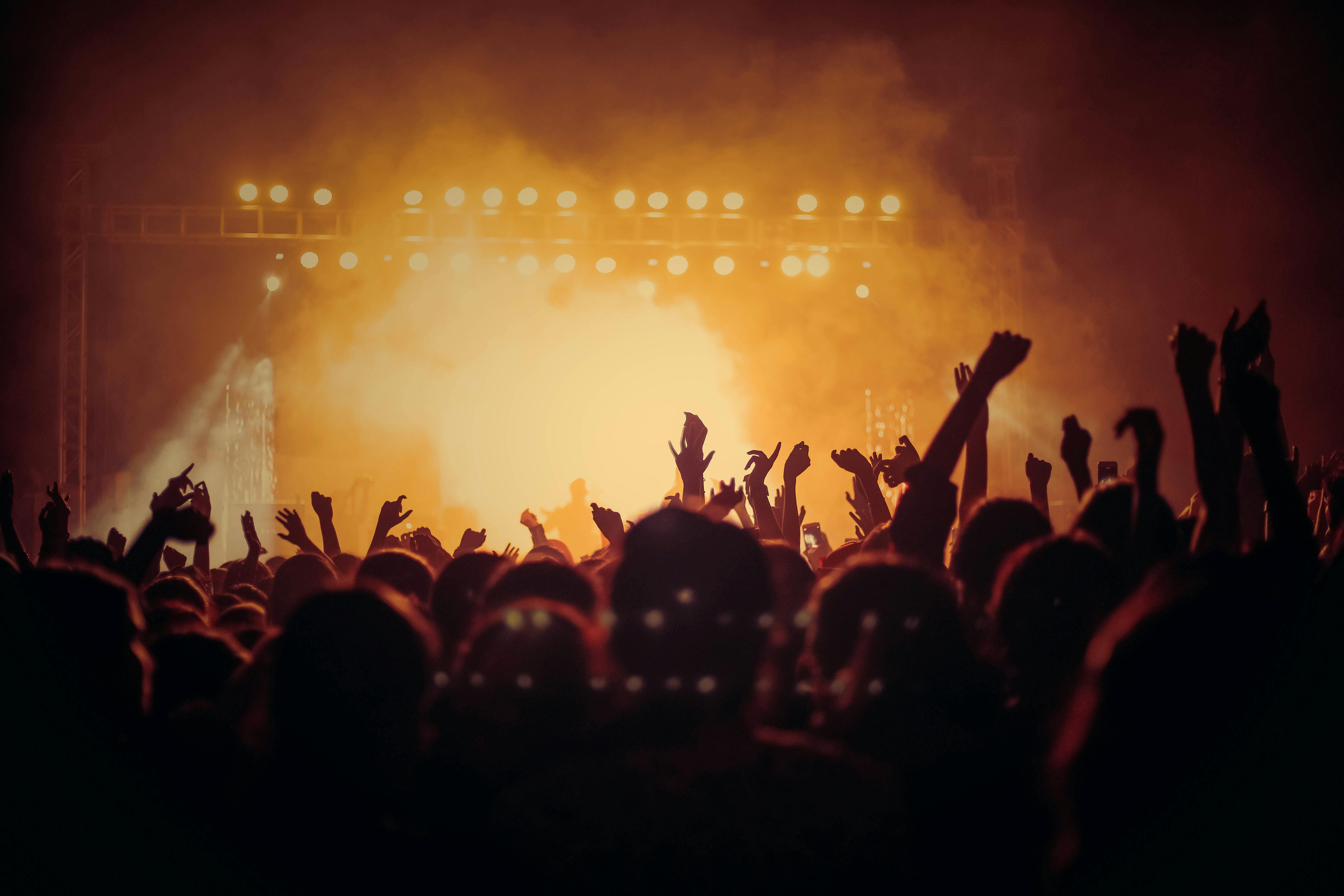Which song is the better country anthem?