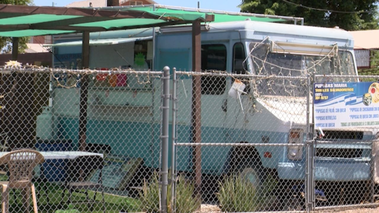 Are you in favor of mobile food vendors in neighborhoods?