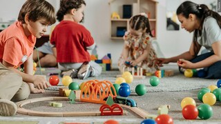 Do you think Arizona should offer free childcare?