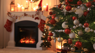 Do you put up Christmas decorations before or after Thanksgiving? Do you put up Christmas decorations before or after Thanksgiving?
