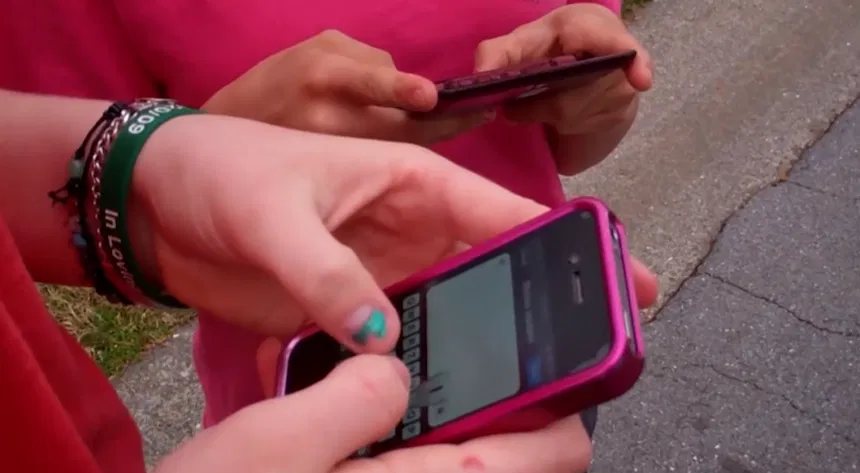 Do you think banning cell phones in schools helps support learning?