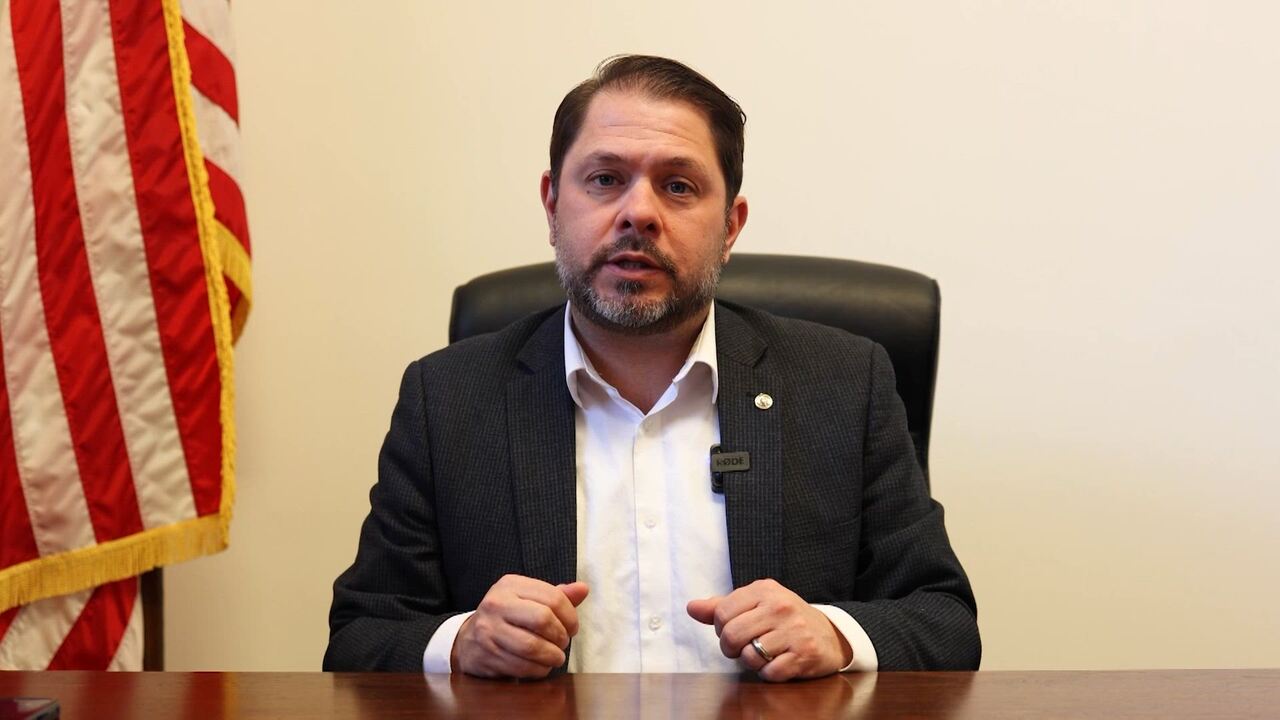 Do you plan on attending Senator Gallego's town hall this Thursday?
