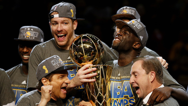 Should the Warriors trade away David Lee?