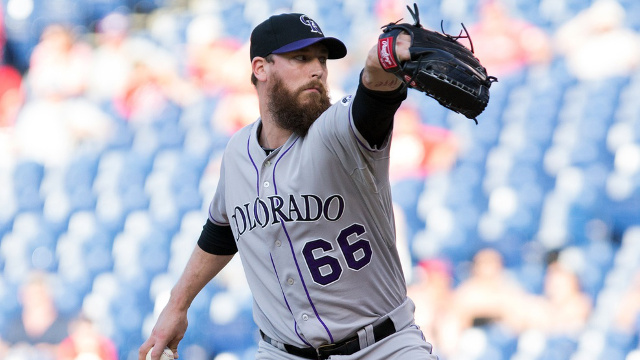 Should the Tigers target John Axford for bullpen help?