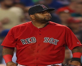 Should Sandoval have been benched for using his phone?