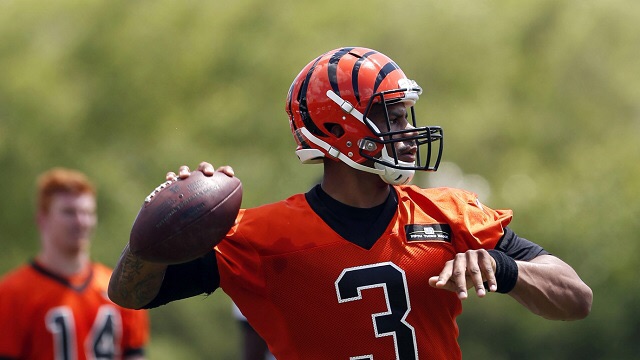 Should Terrelle Pryor make a position change to earn an NFL spot?