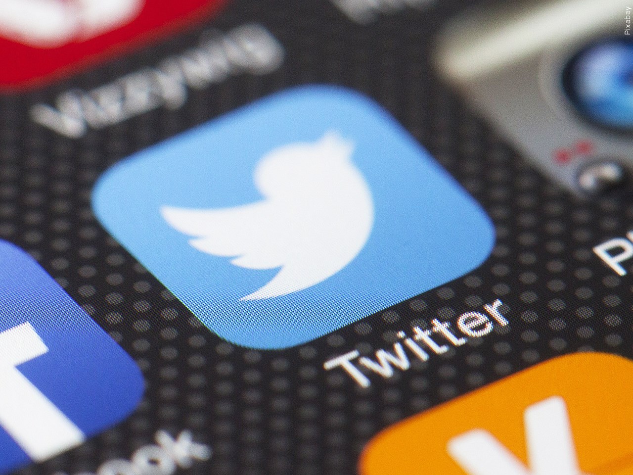 Should Donald Trump be allowed back on Twitter?