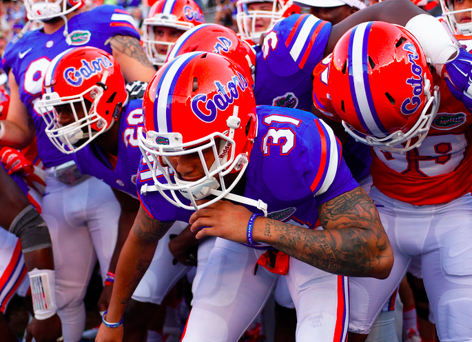 #BowlPickEm: Outback Bowl, (17) Florida v Iowa
