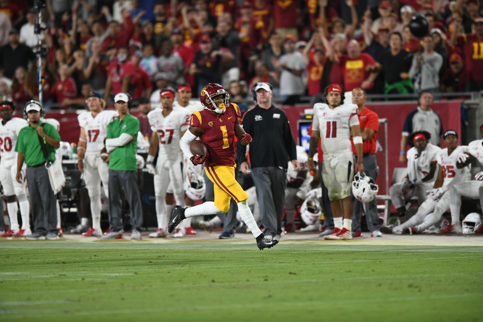 What was the play of the game in USC's win against Fresno State?