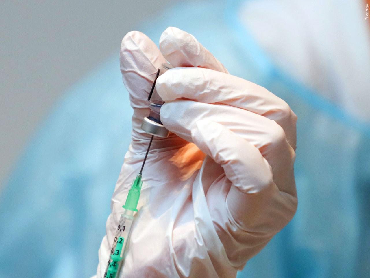 Should rural health care workers be mandated to get the coronavirus vaccine?