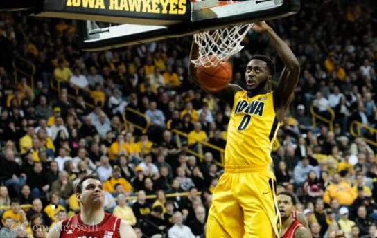 Hawkeye hoops frontline best in B1G?