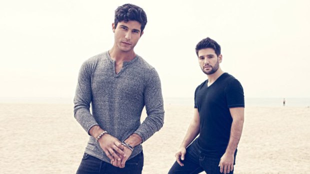 Which up-and-coming country artist do you like better?